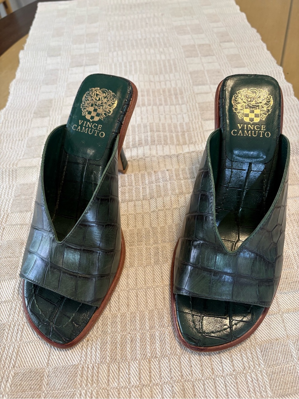 Vince Camuto Mershid Croc-Embossed Leather Mule Sandals - Green - Size 8M